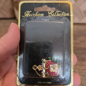 Heirloom Collection Christmas Ornament Mini Charm Holiday Decor Fireplace Tree
